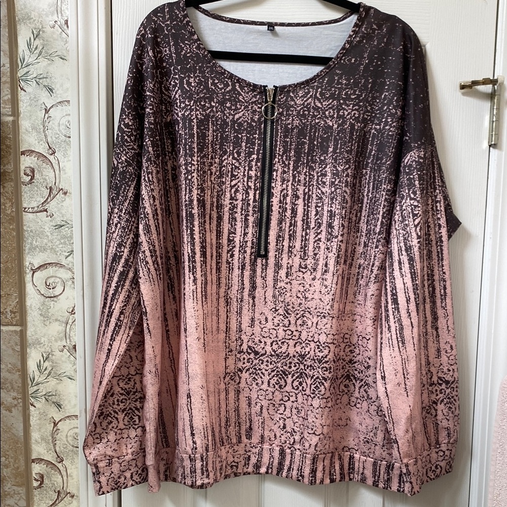 Women's Pink and Black Zipper Top